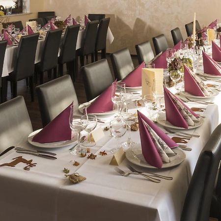 Hotel Restaurant Haesfeld Überherrn المظهر الخارجي الصورة