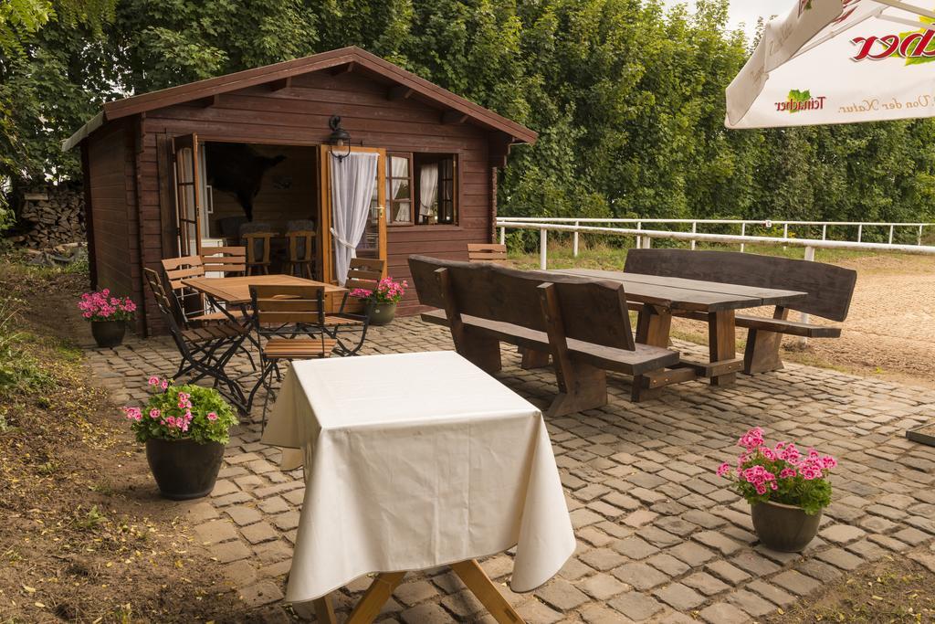Hotel Restaurant Haesfeld Überherrn المظهر الخارجي الصورة